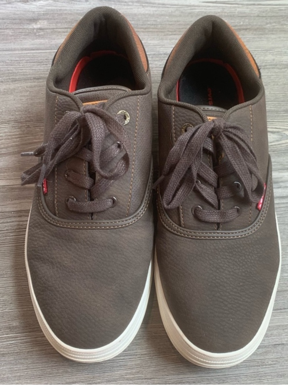Men’s Levi Comfort Fit Brown Lace-
Up Casual Shoes Size 10